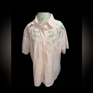 80’s Embroidered Butterfly Button-Up Shirt in Light Pink